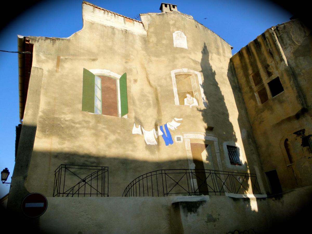 Sympathique Appartement L'Isle-sur-la-Sorgue Exterior photo